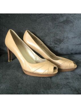 Stuart Weitzman Size 11 Nude Leather Platform Peek-a-Boo Shoes